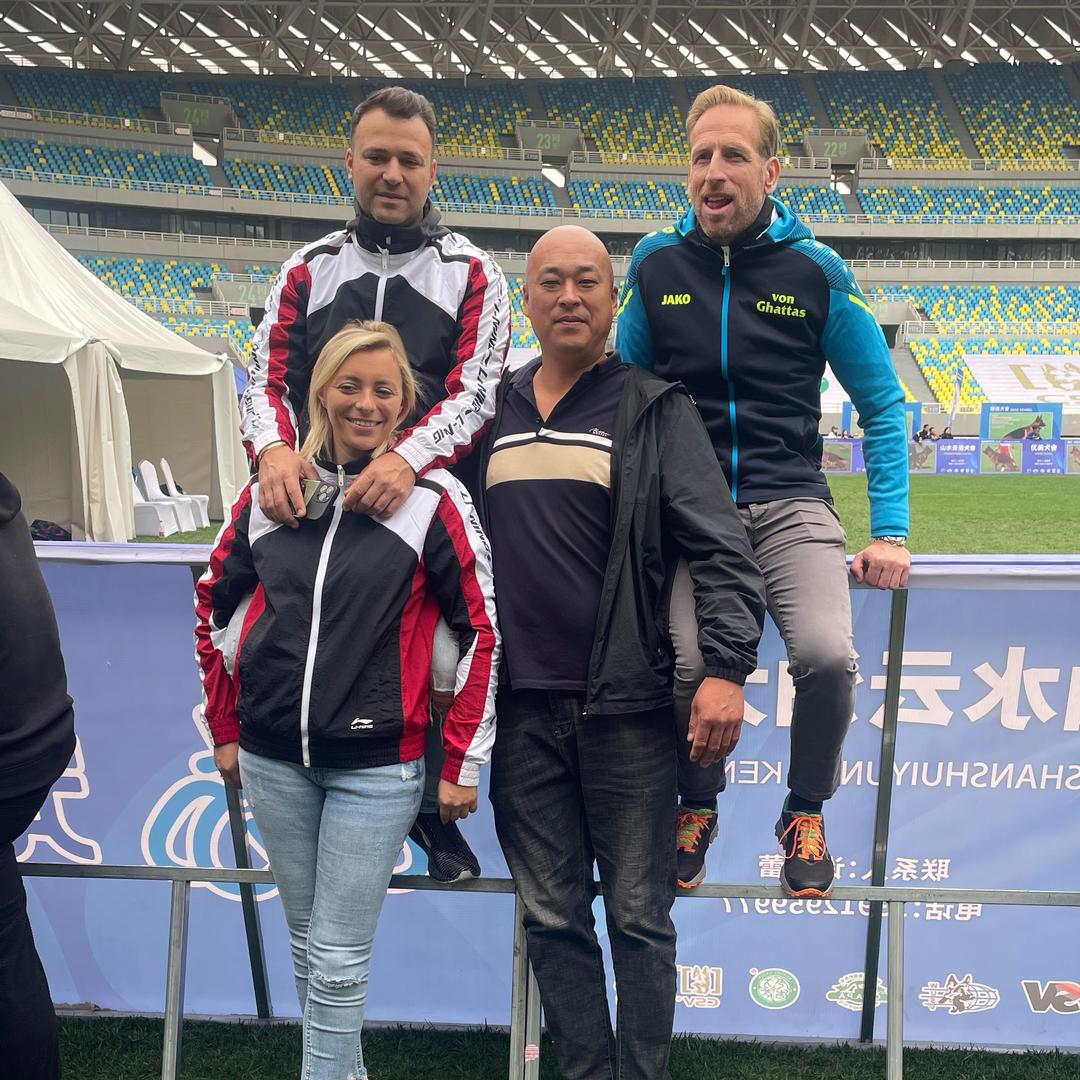 CSV北海犬舍孙琥珀