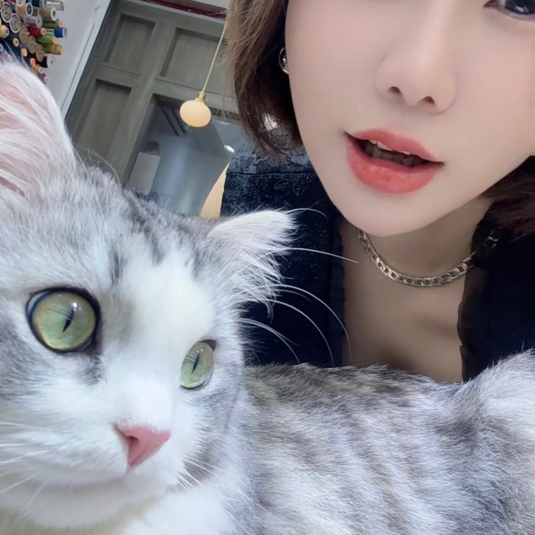 两小只