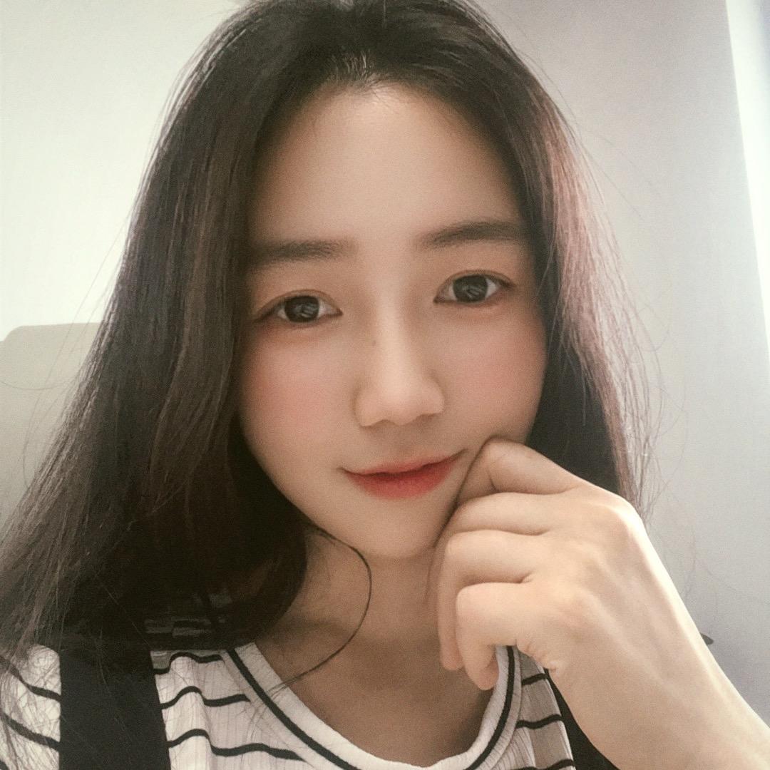 做运营的莹莹