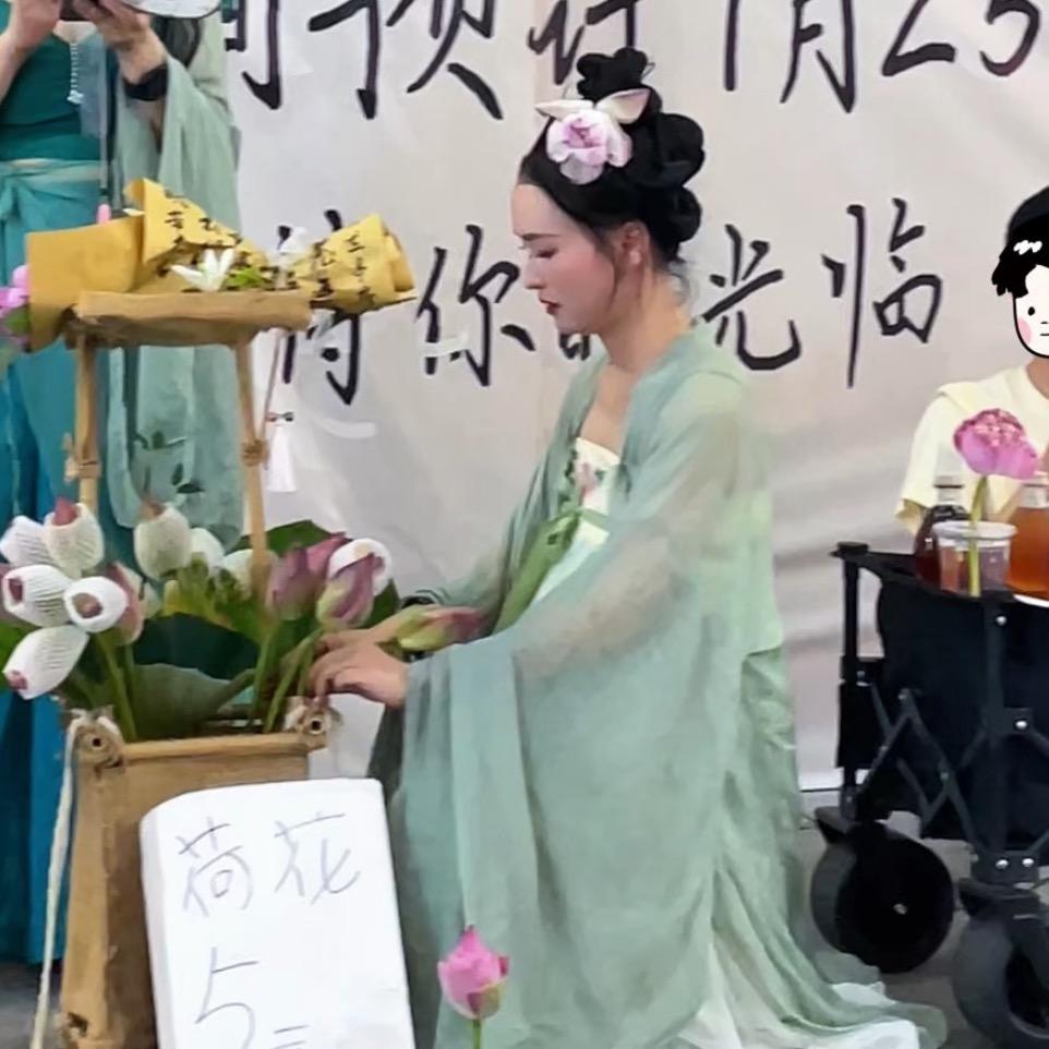 徐家姑娘（芬芬）