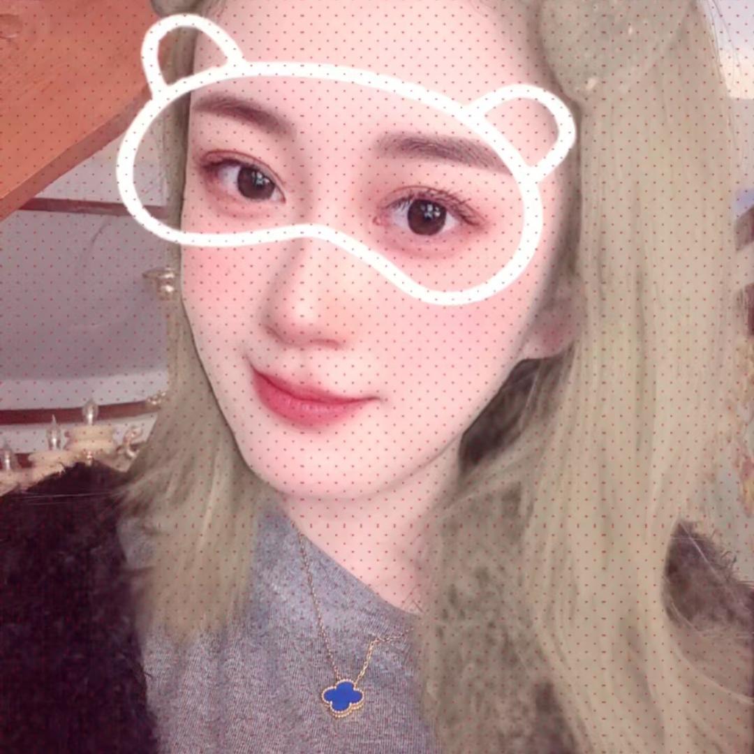 @彤彤