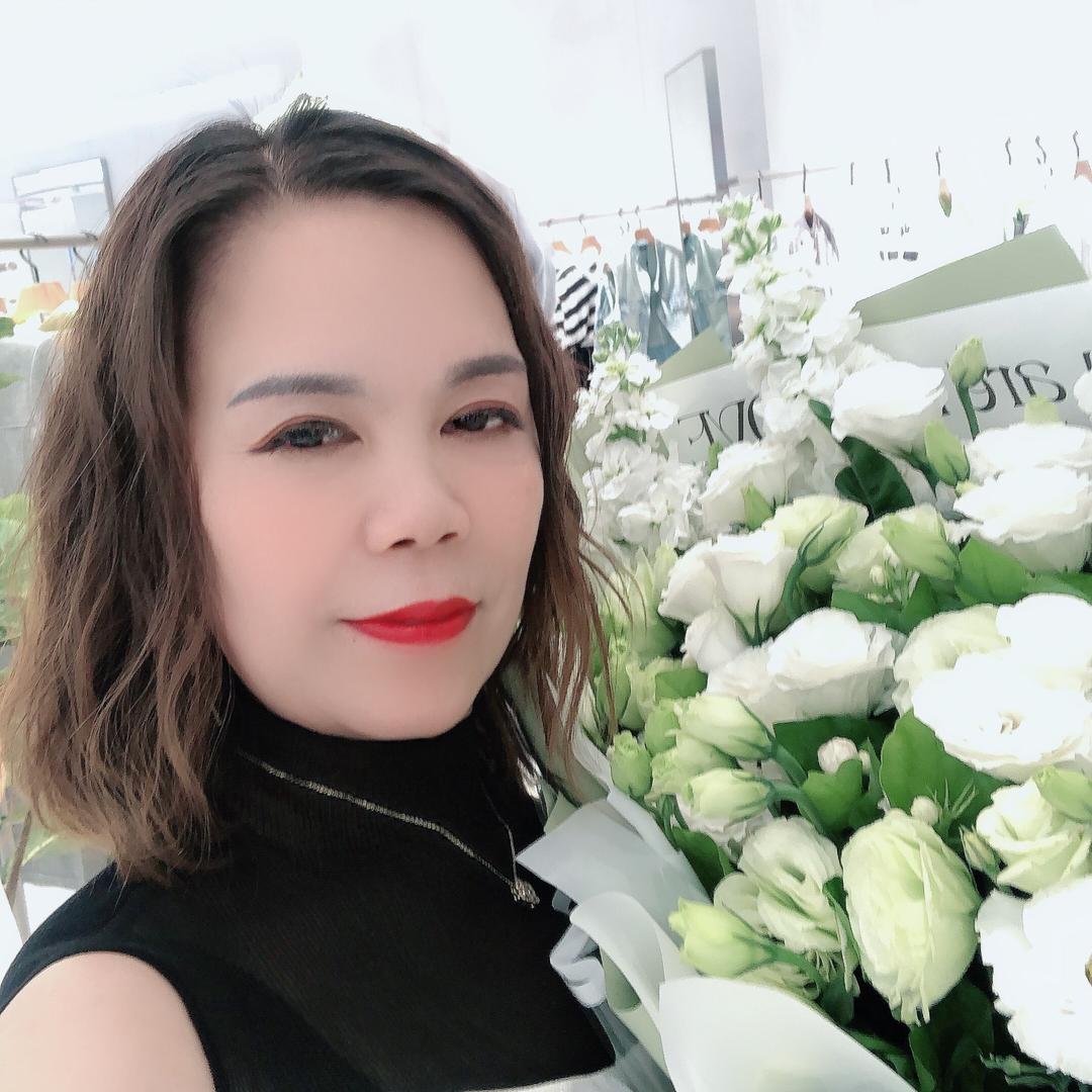 石首云袖品牌女装ARS