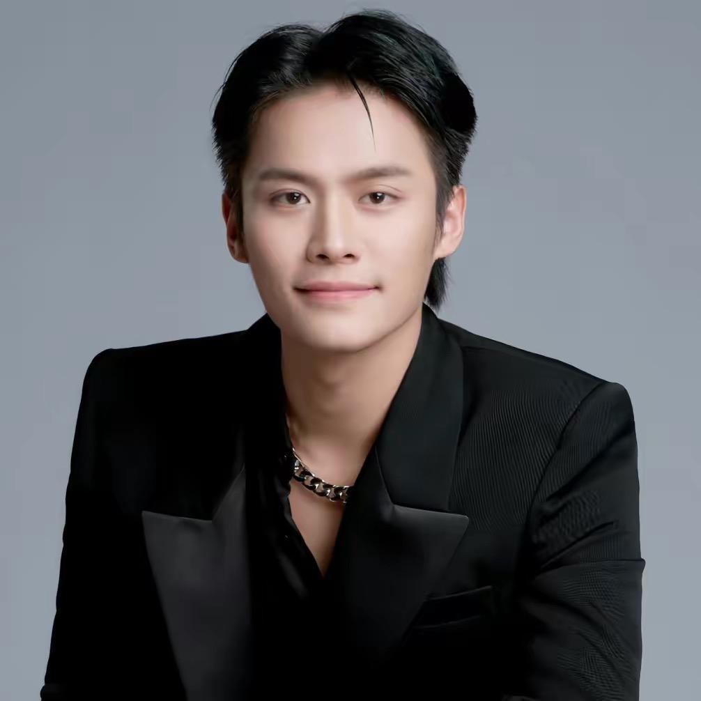 疯狂小杨弟【小杨哥三只羊MCN】