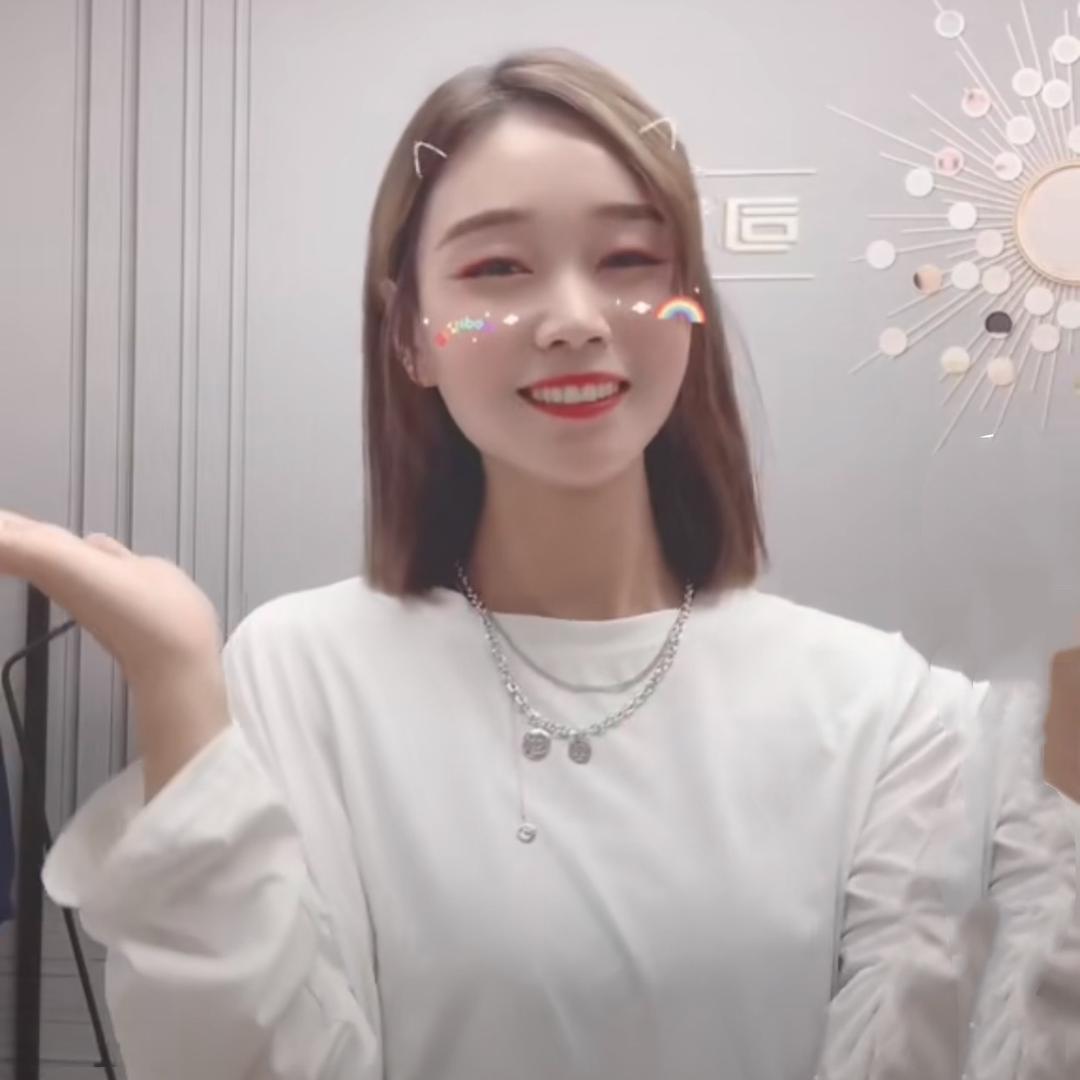 艾凡希服饰