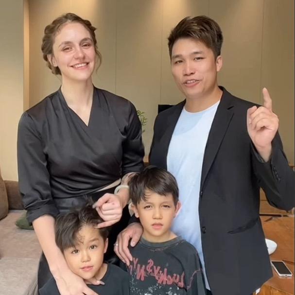 卡农夫妇日常生活记录