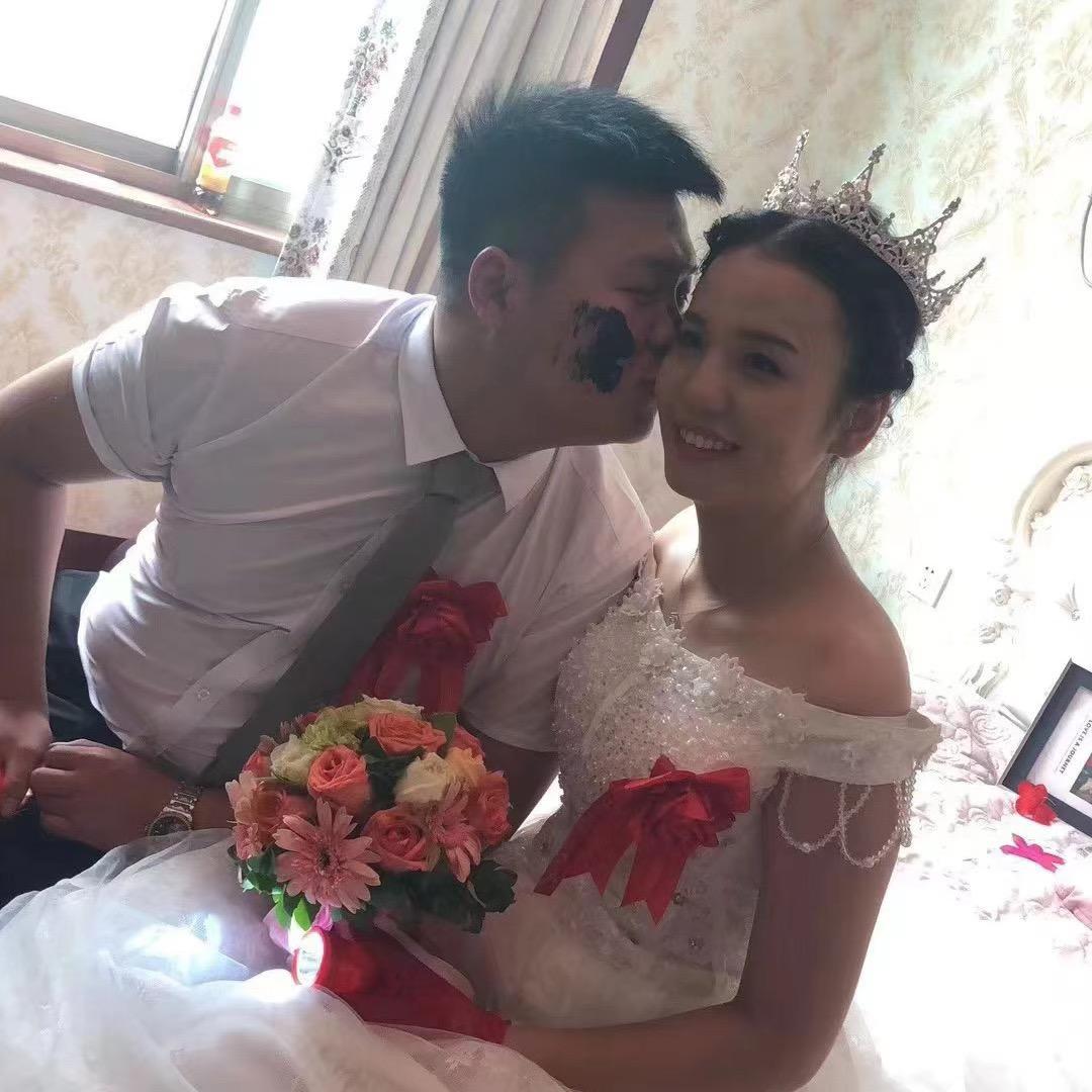 臭蛋和媳妇