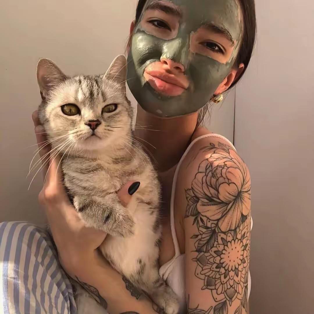 𝖒𝖊𝖆𝖙𝖇𝖆𝖑𝖑 ⋆⠄