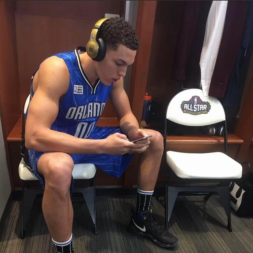 良辰美景奈何天