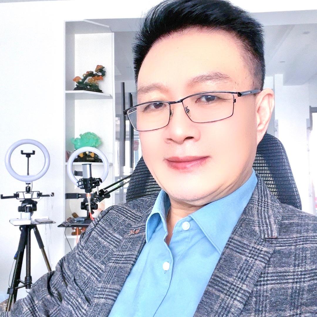 弄潮，文化传媒