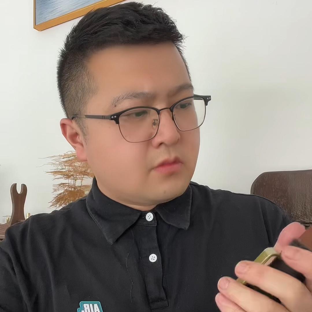 古越剑铺荣意收藏专卖店玮琦