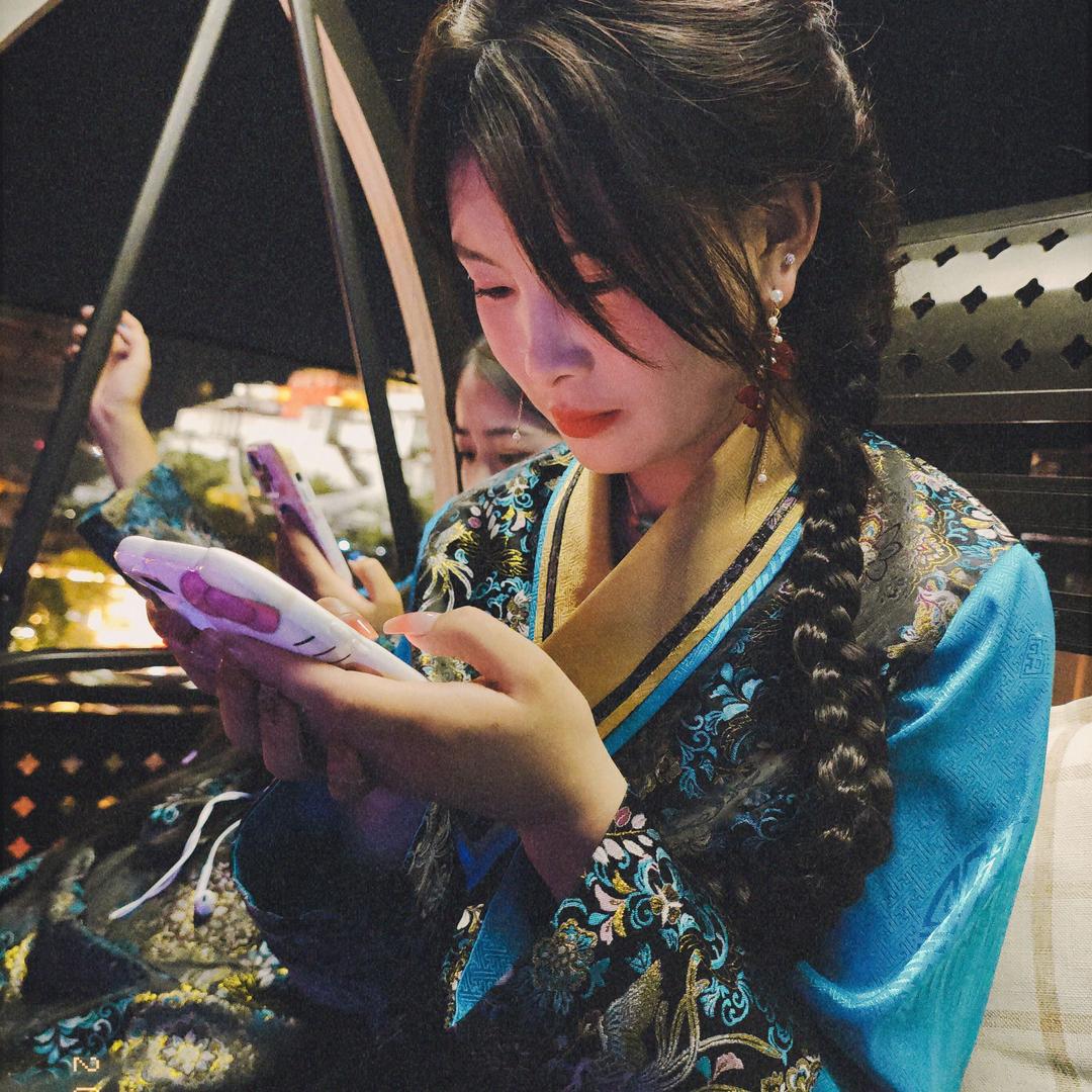 央朵