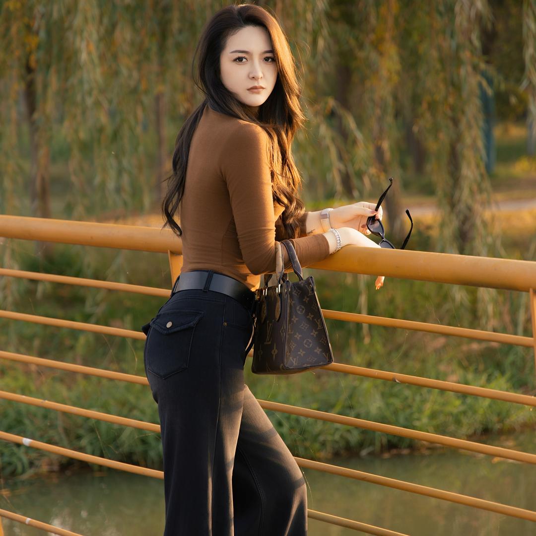 俏妹女主角（分享穿搭）⁸⁰⁹⁶