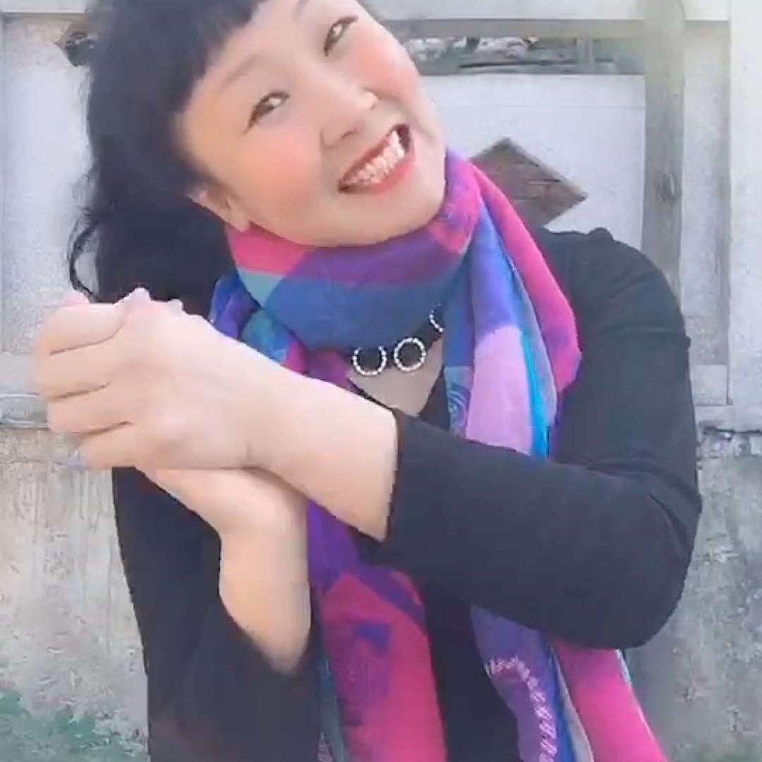 爱笑青春