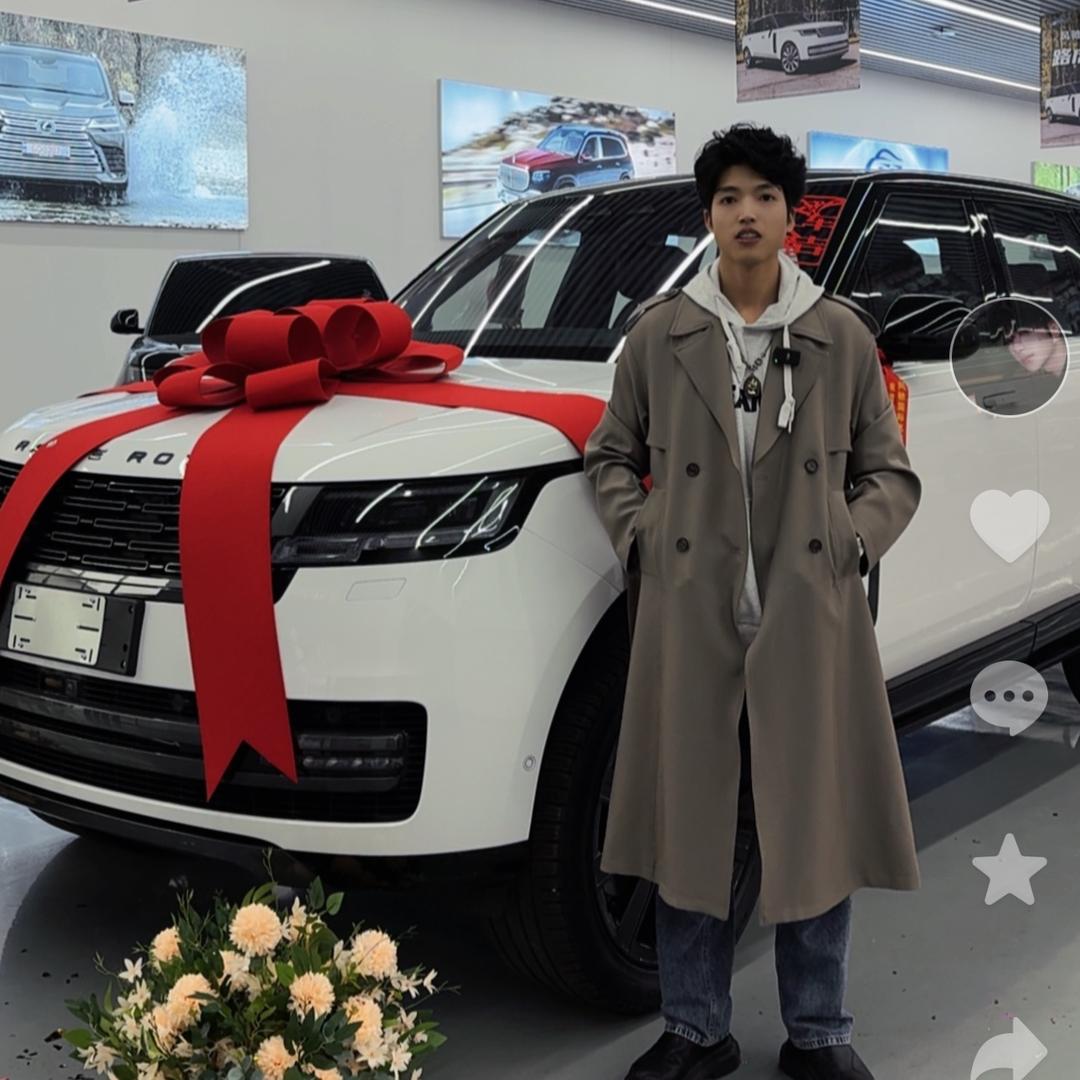 钟一平·风驰国际名车
