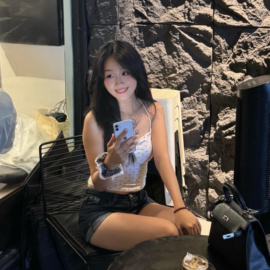 妮儿🦋