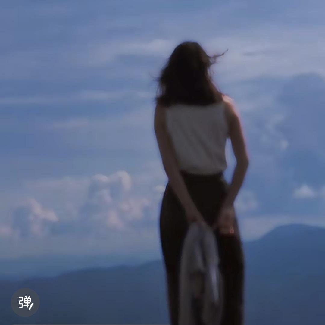 爱吃榴莲的小姐姐