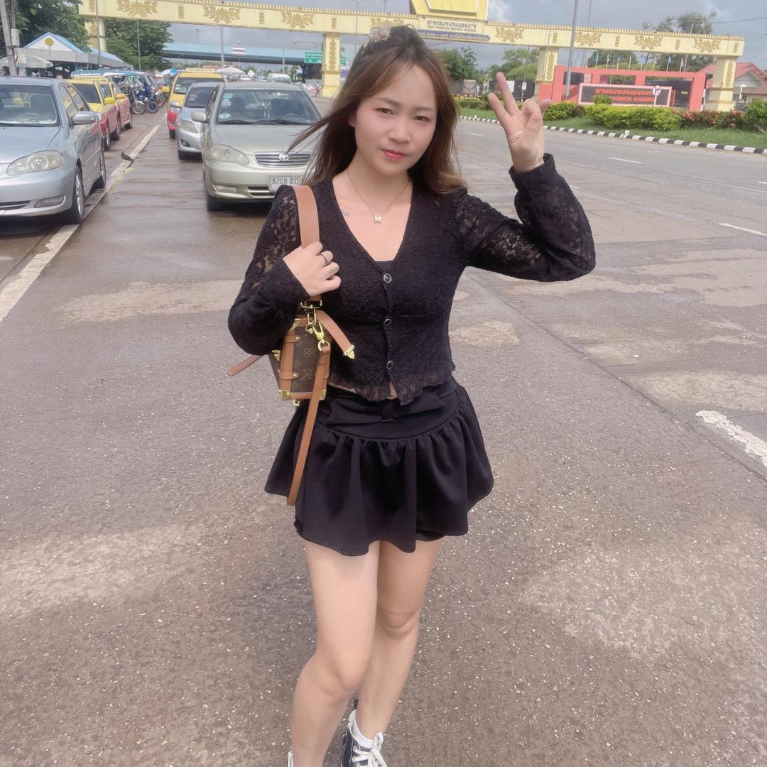 凤姐在老挝首都万象