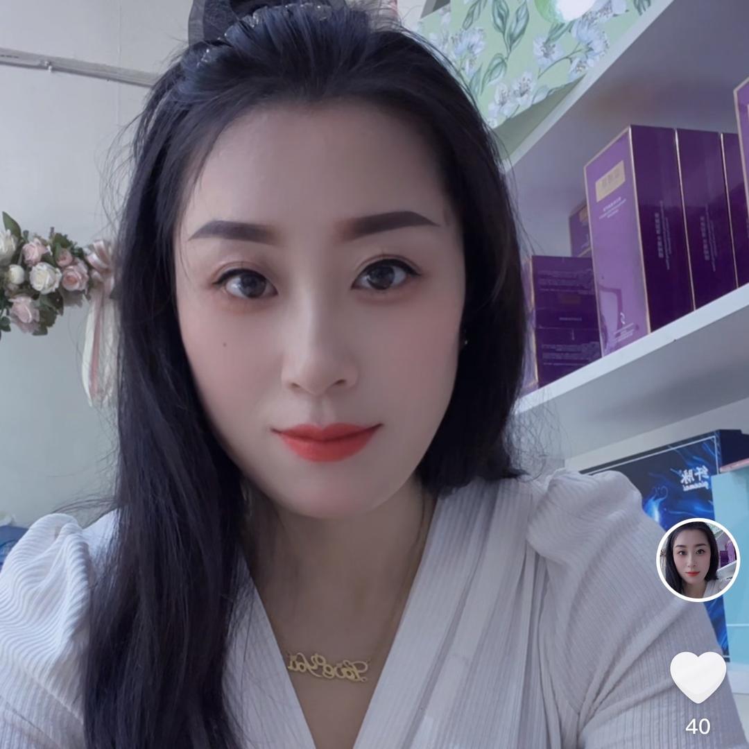 人间🥀小謎糊💞
