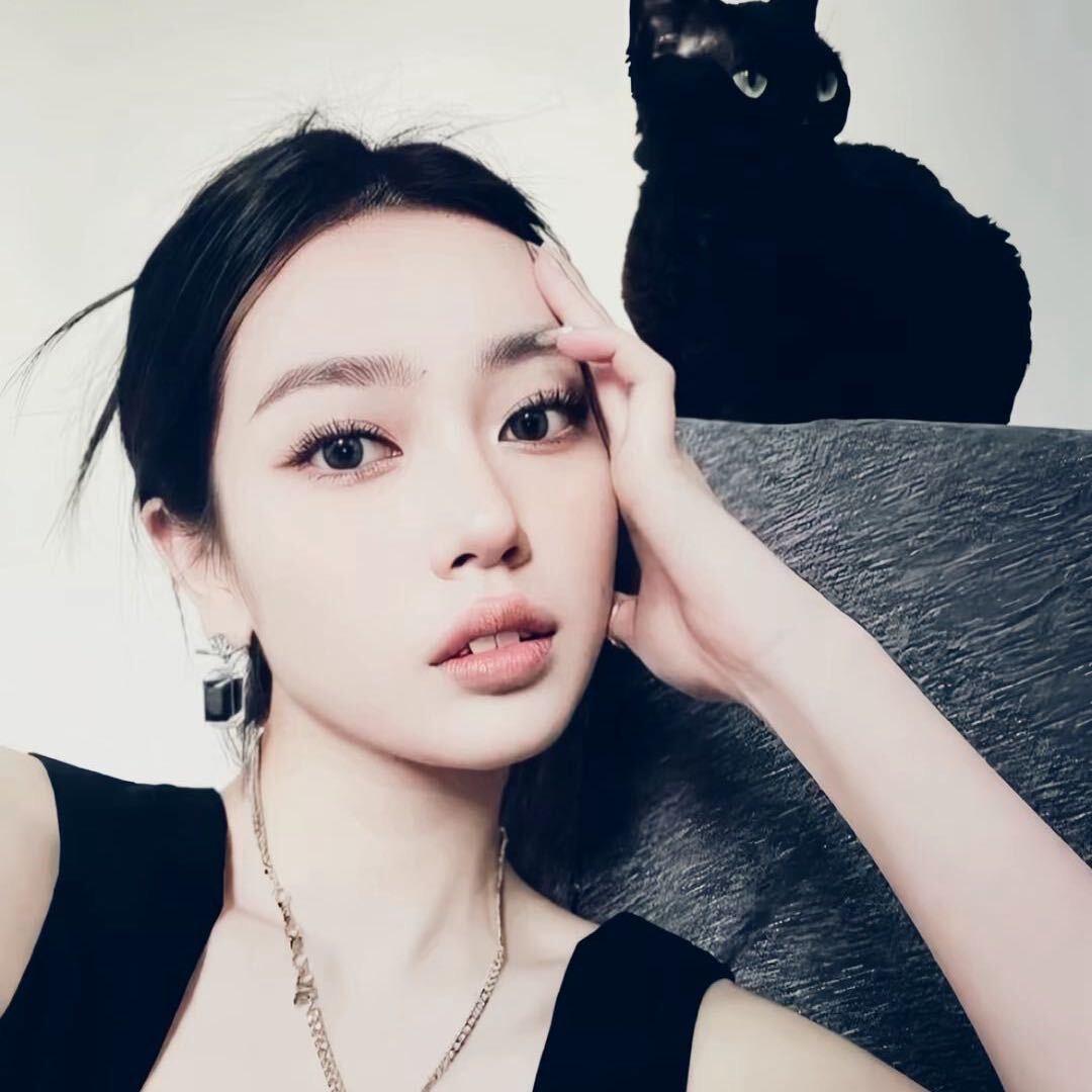 XUAN.