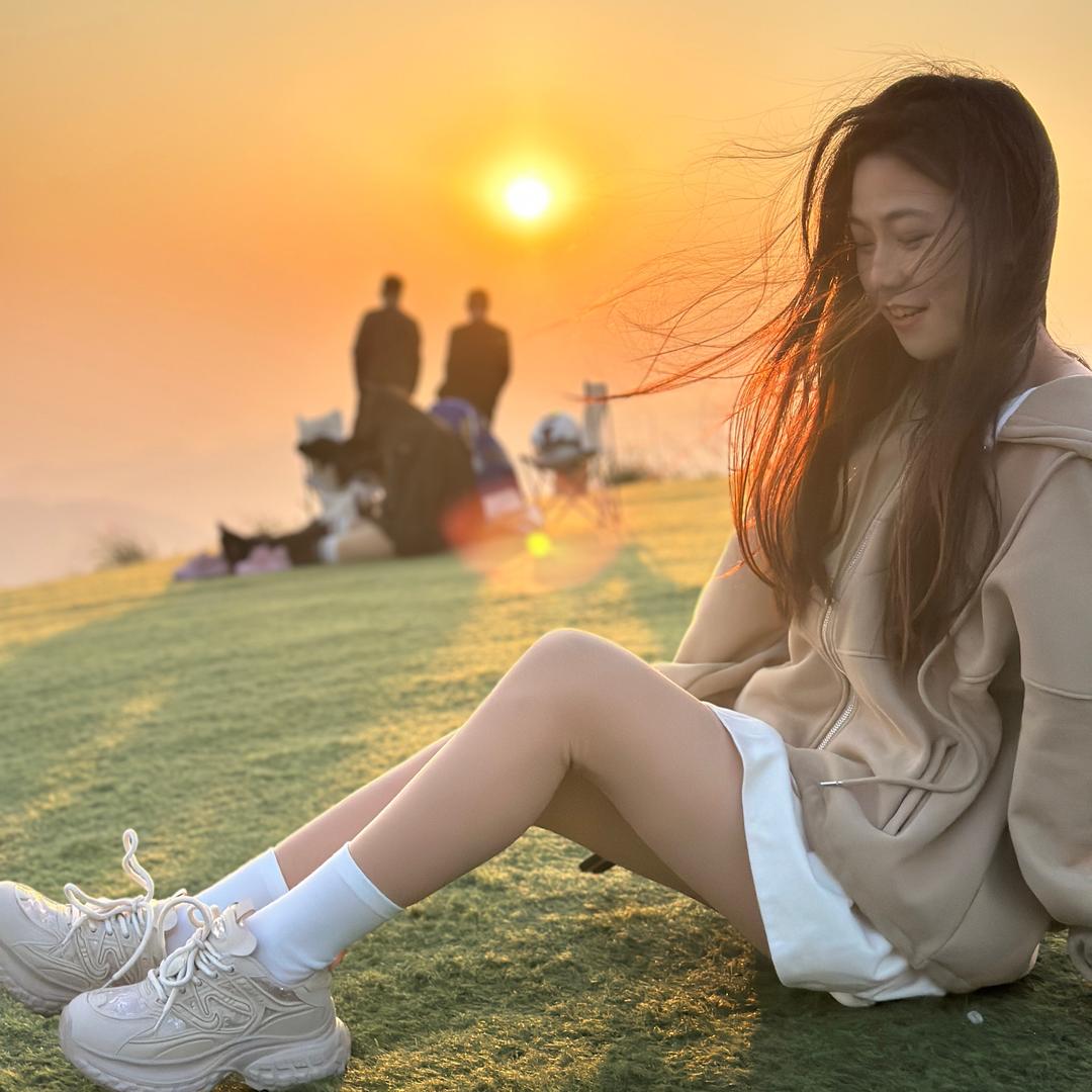 超级无敌美少女🌻