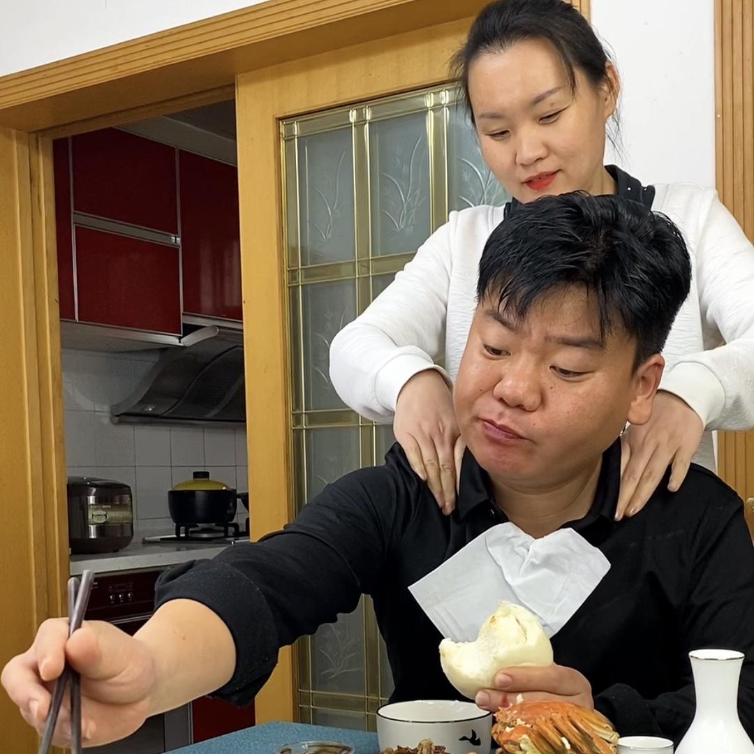 东哥东嫂