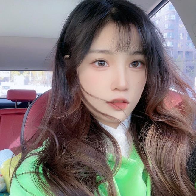 小胡👩‍🎓