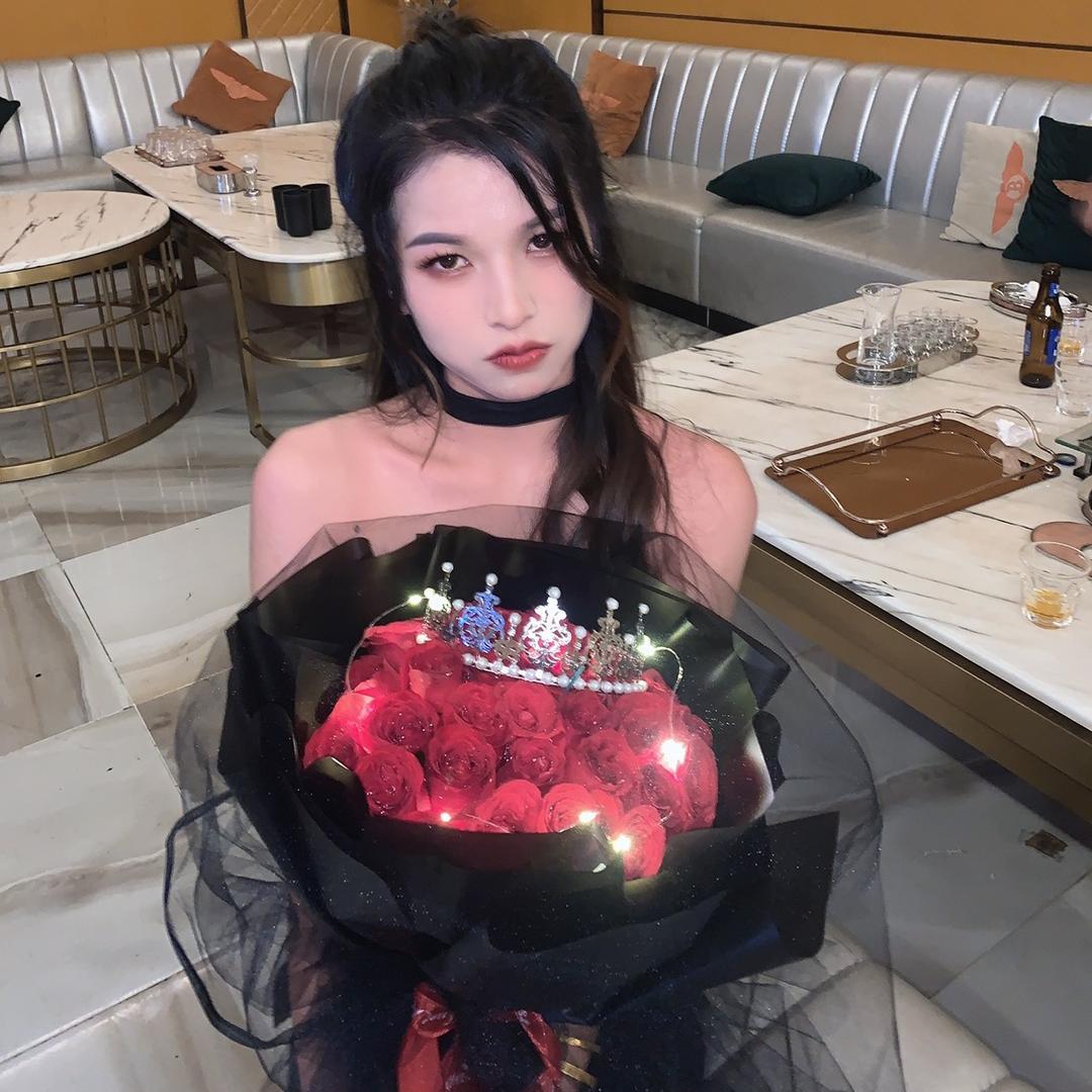 怡宝🐰《矮冬瓜》