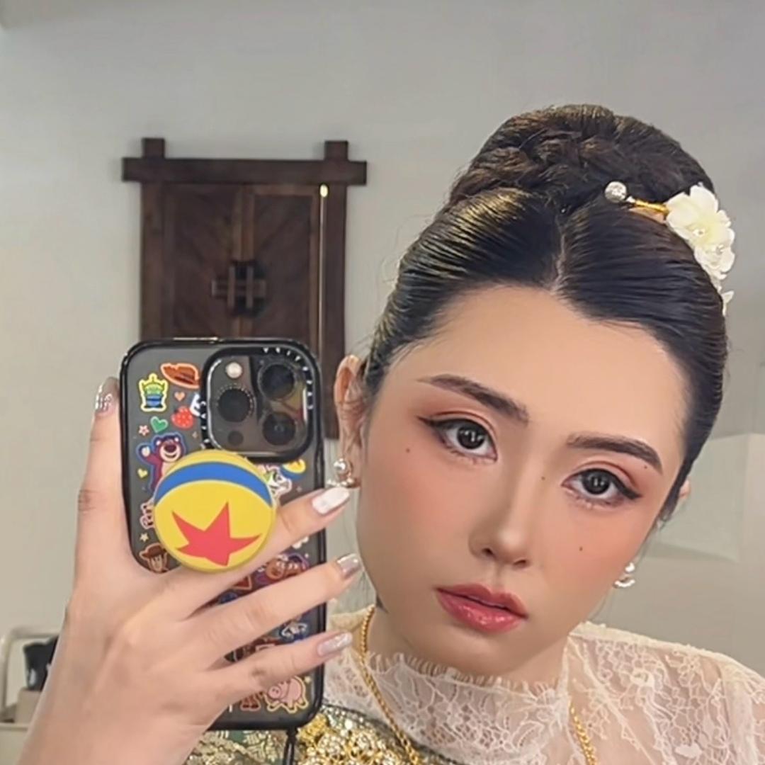 从东南亚回来的女车手