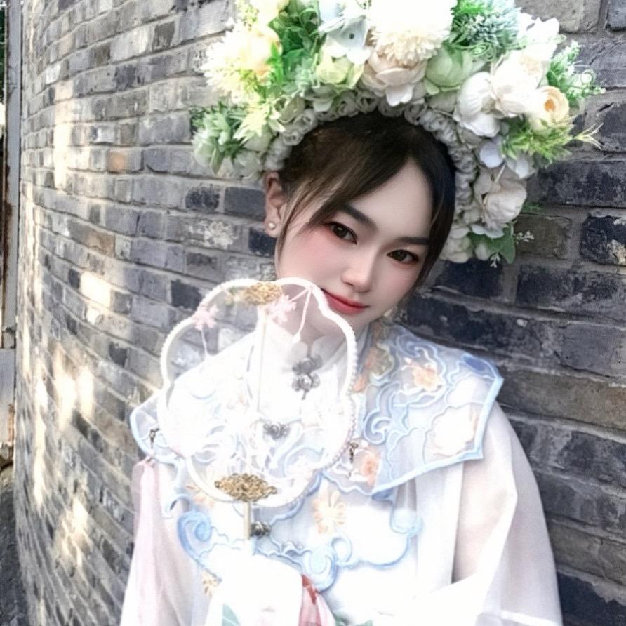 ໑ຼₒ໑ຼ₄ღ᭄ 兜里半颗糖 ꧔ꦿ᭄💞