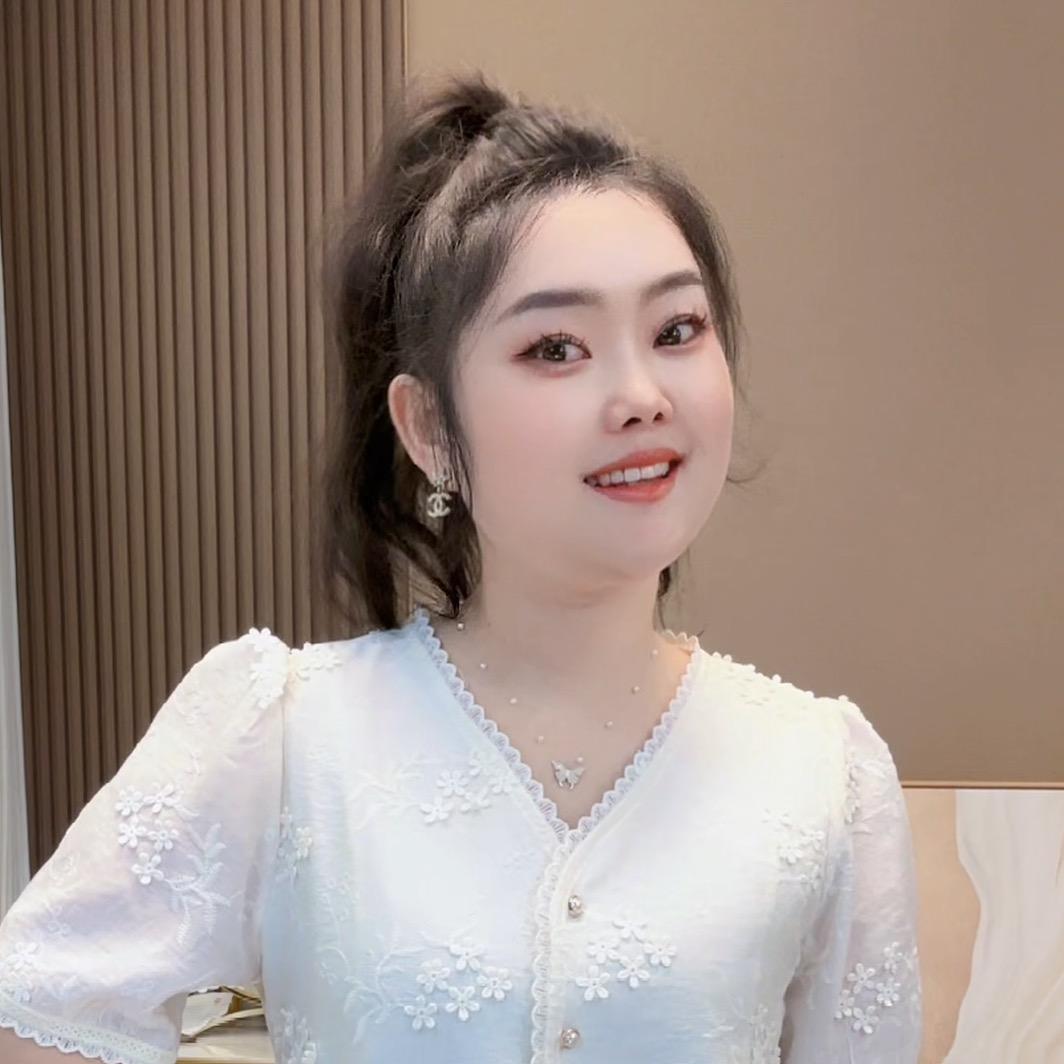 乐乐微胖衣橱