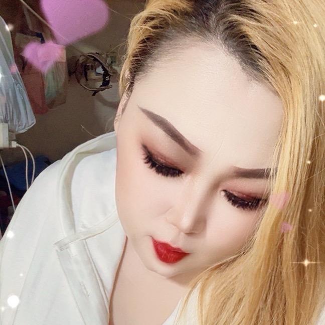 爱美的晓娟