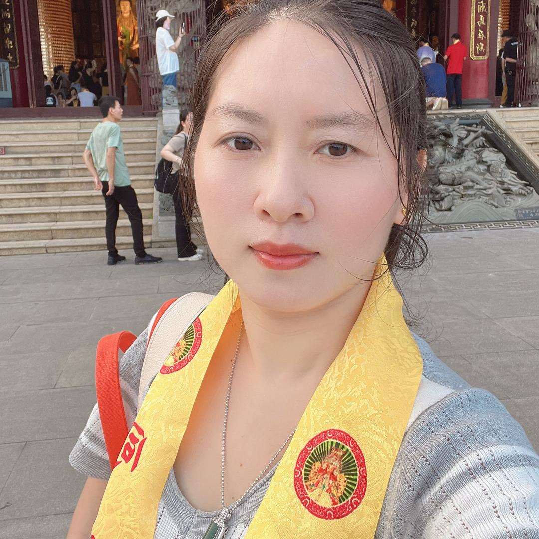 阿华，越努力越幸运🍀