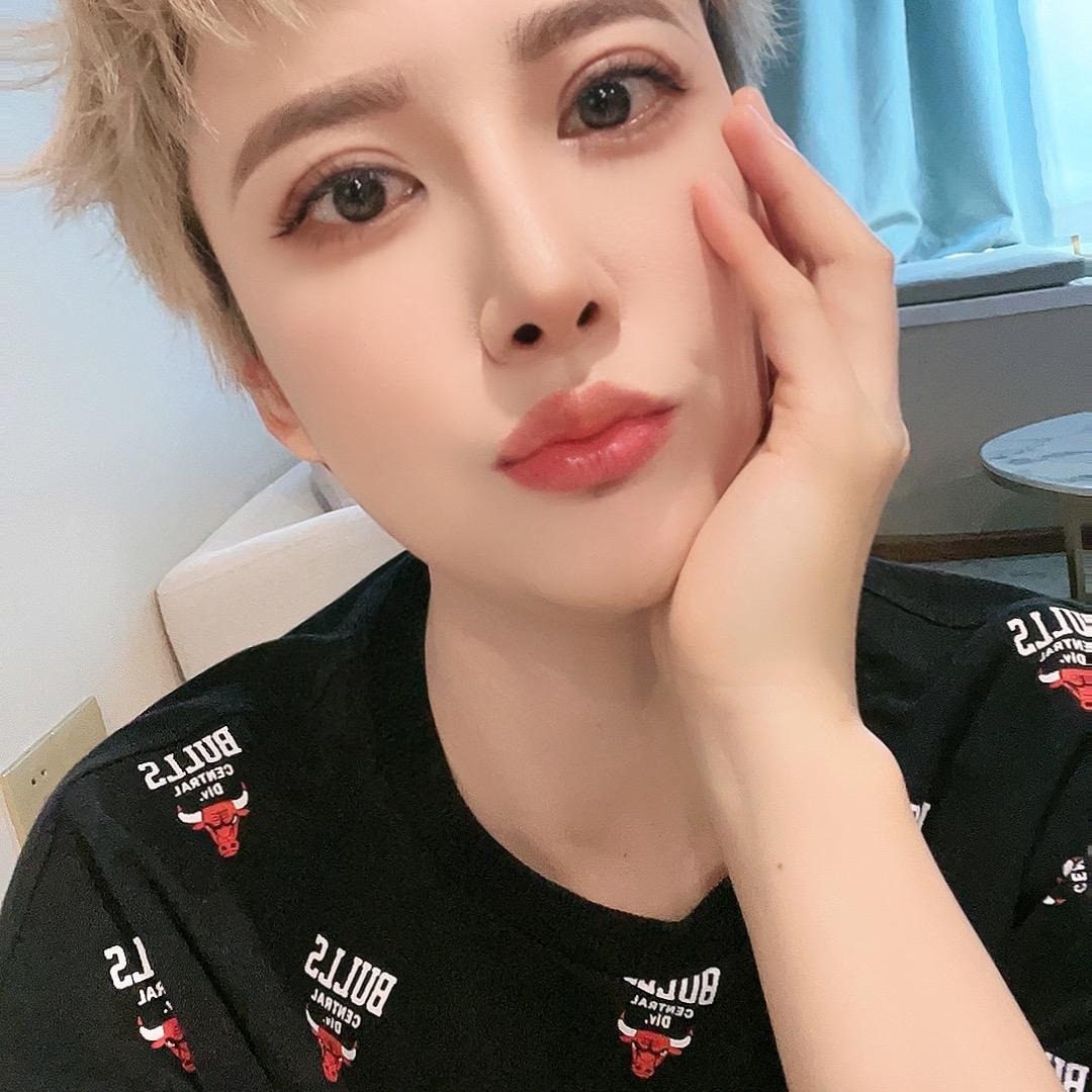 欢颜卖男装(没有女装)