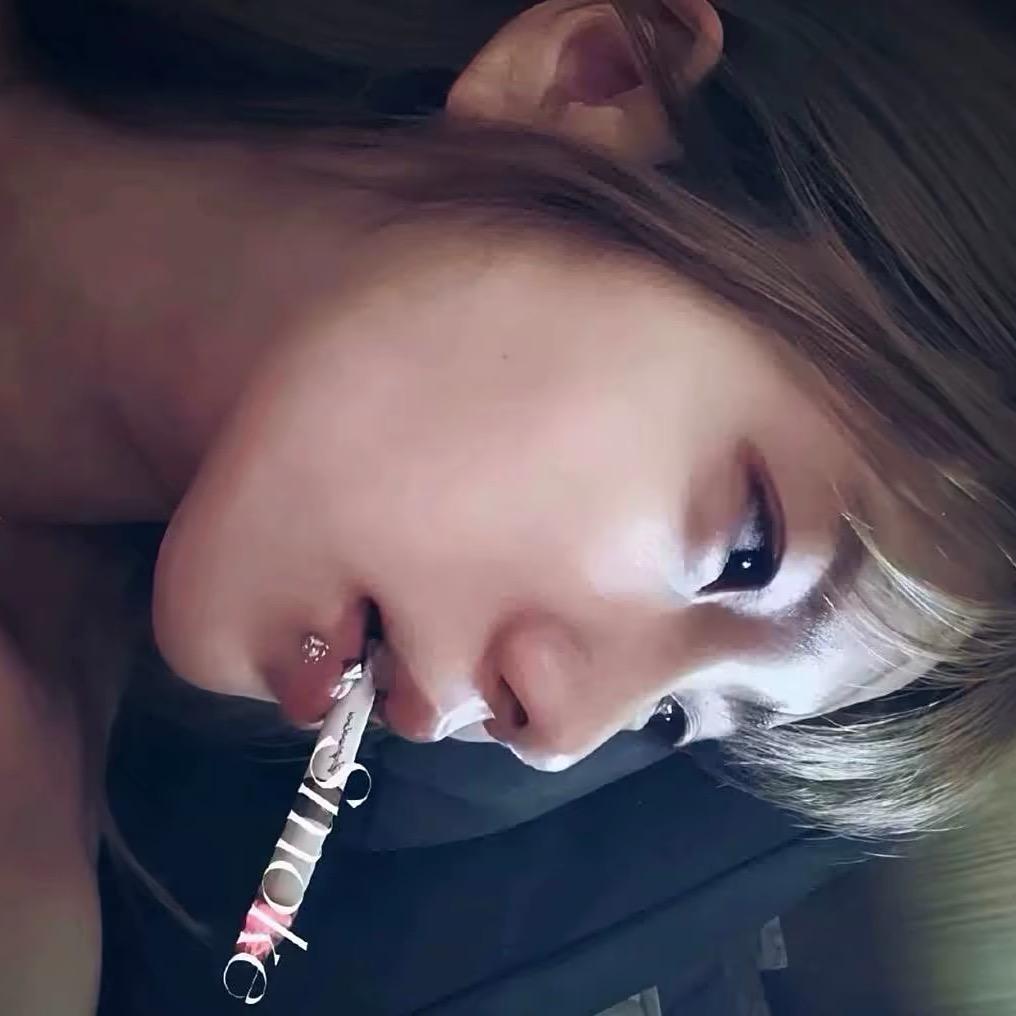 喜欢花臂男.