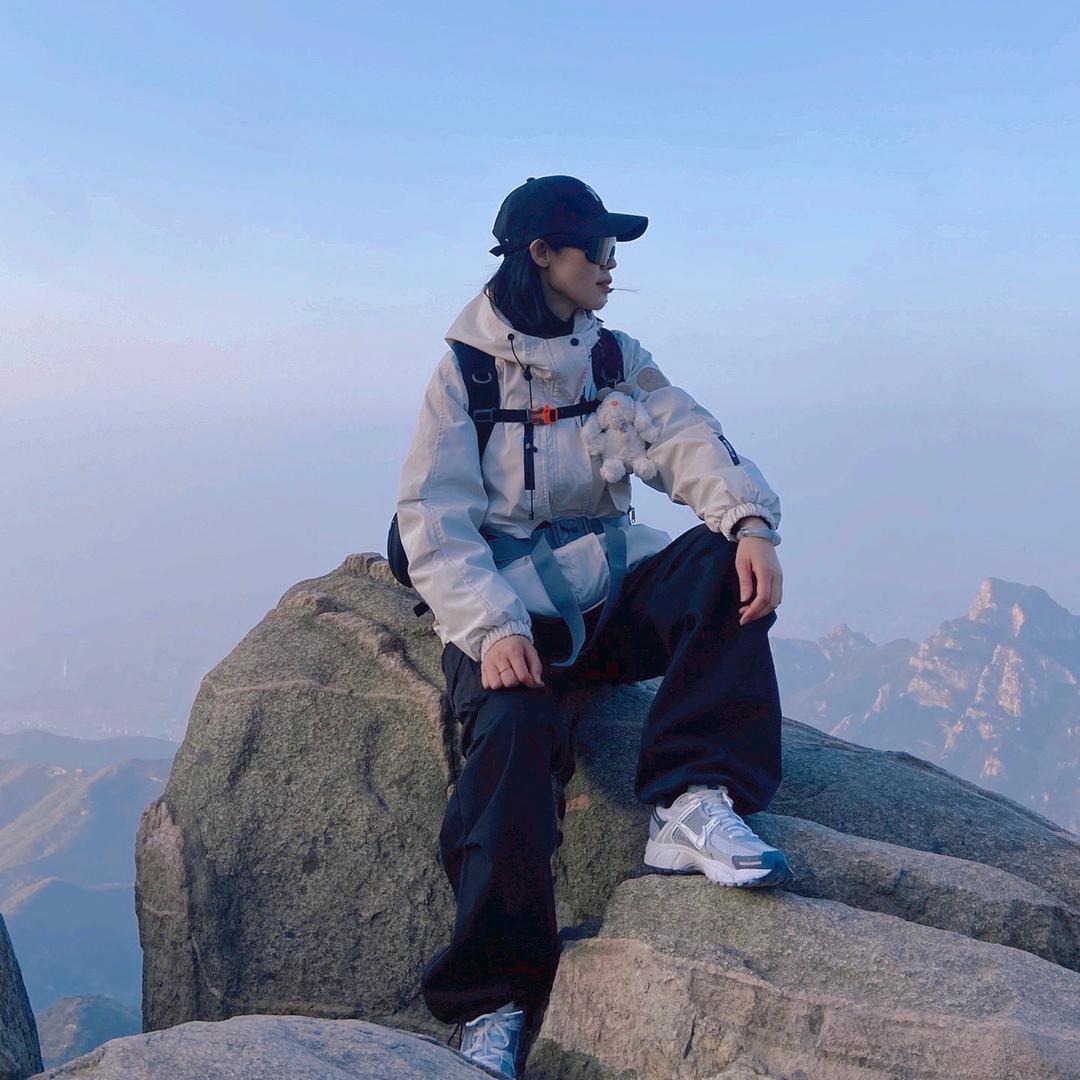 ゛❥🌈 伊雨贝贝