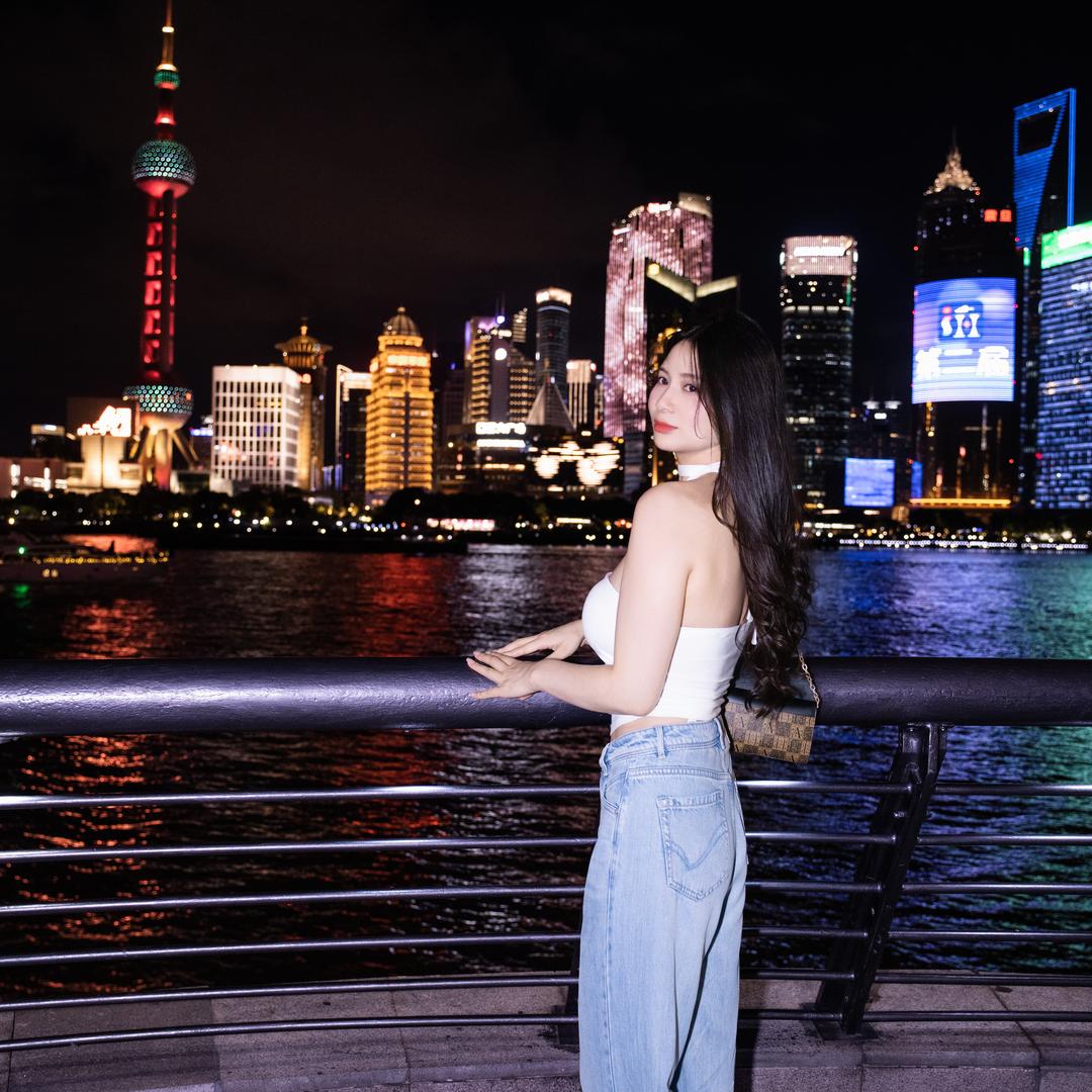 骑鱼的🐱