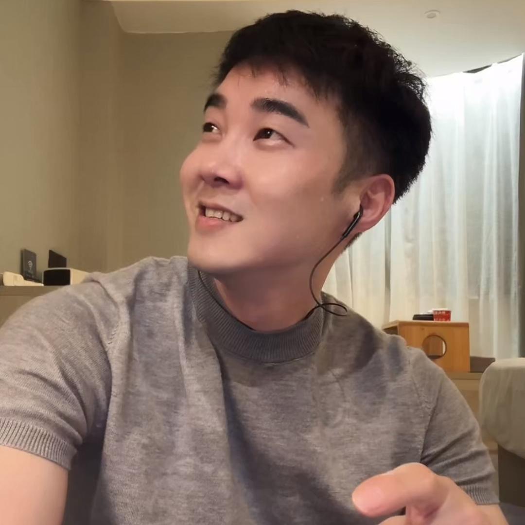 欧阳锋的小卖部