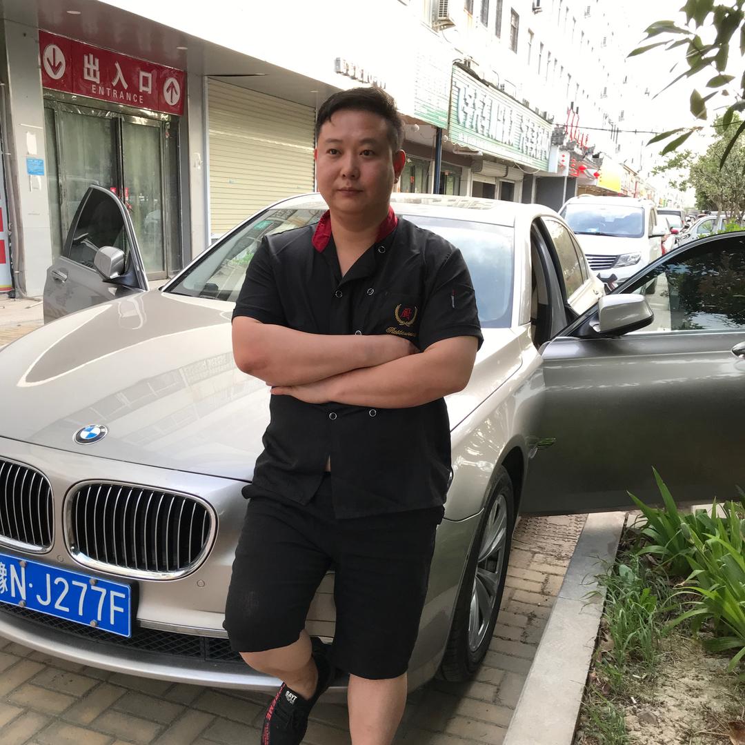 无敌香辣虾地锅鸡干锅鸭总店《培训》