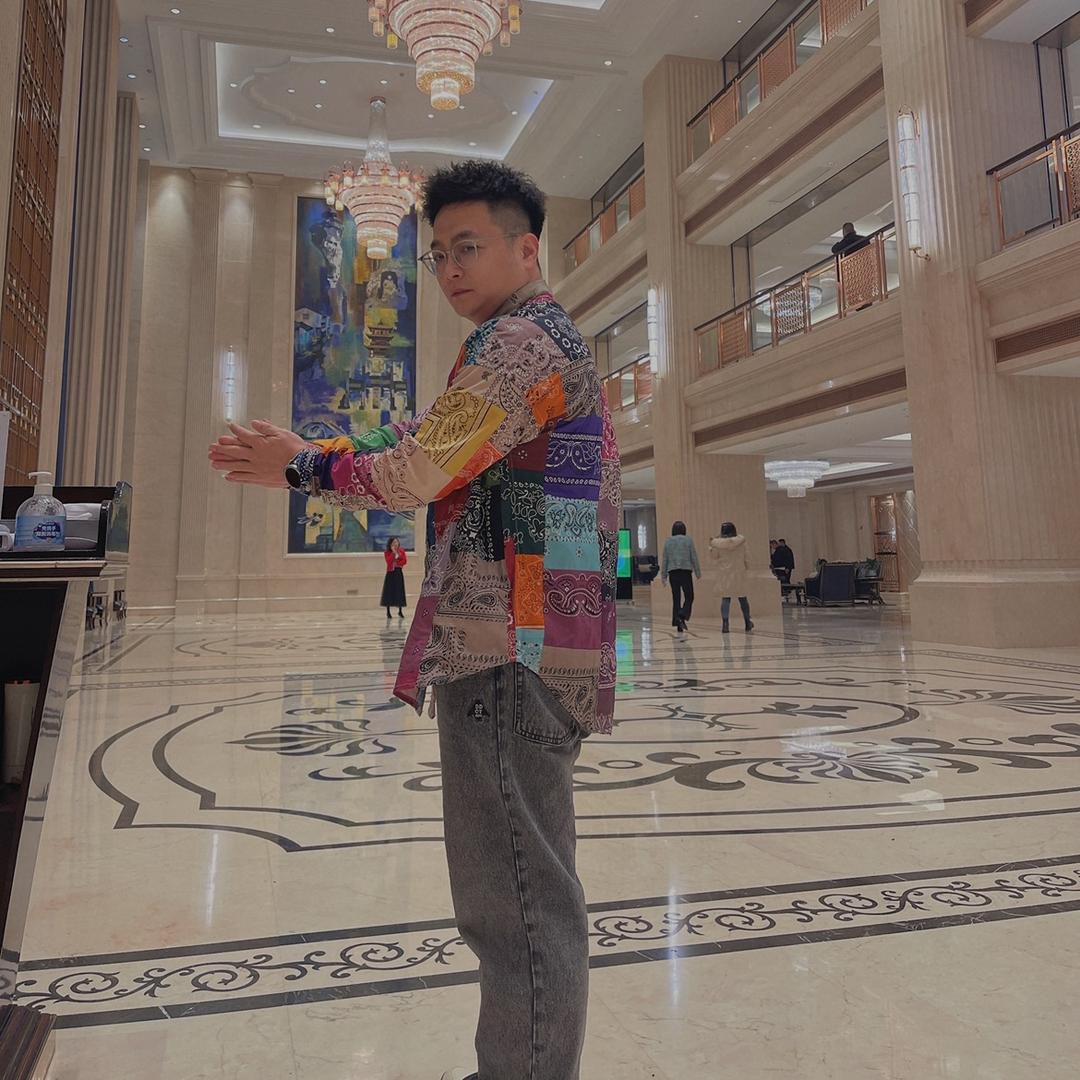 ᑋᵉᑊᑊᵒ☞Mr. Huang☜