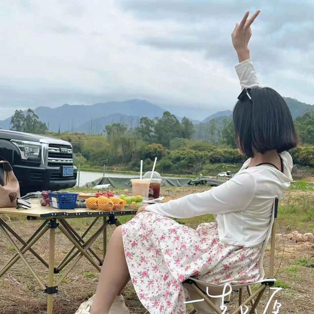 魔蝎座的小姐姐