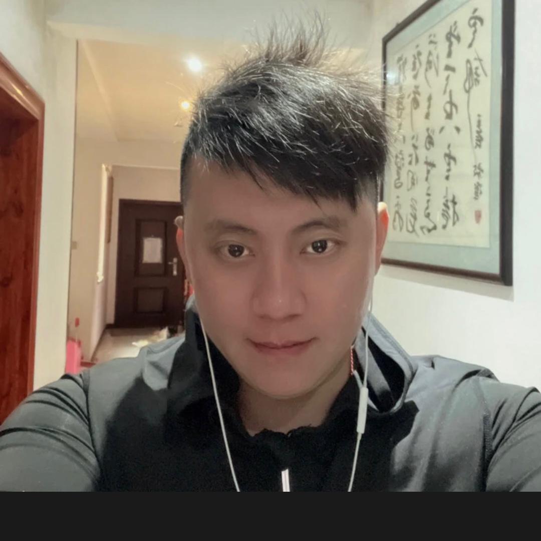 游泳/体能梁教练