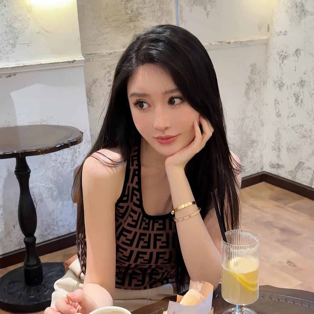 小雯儿Kay