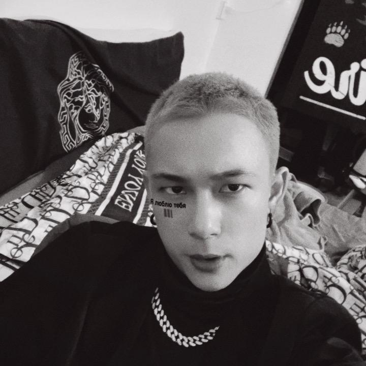 戴戴✔