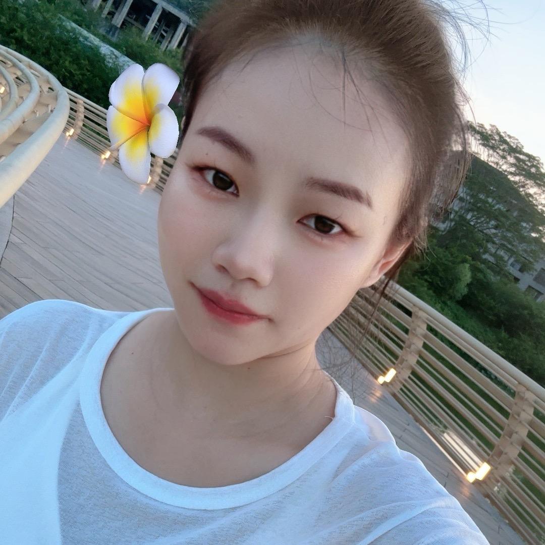 东东（单身带娃）