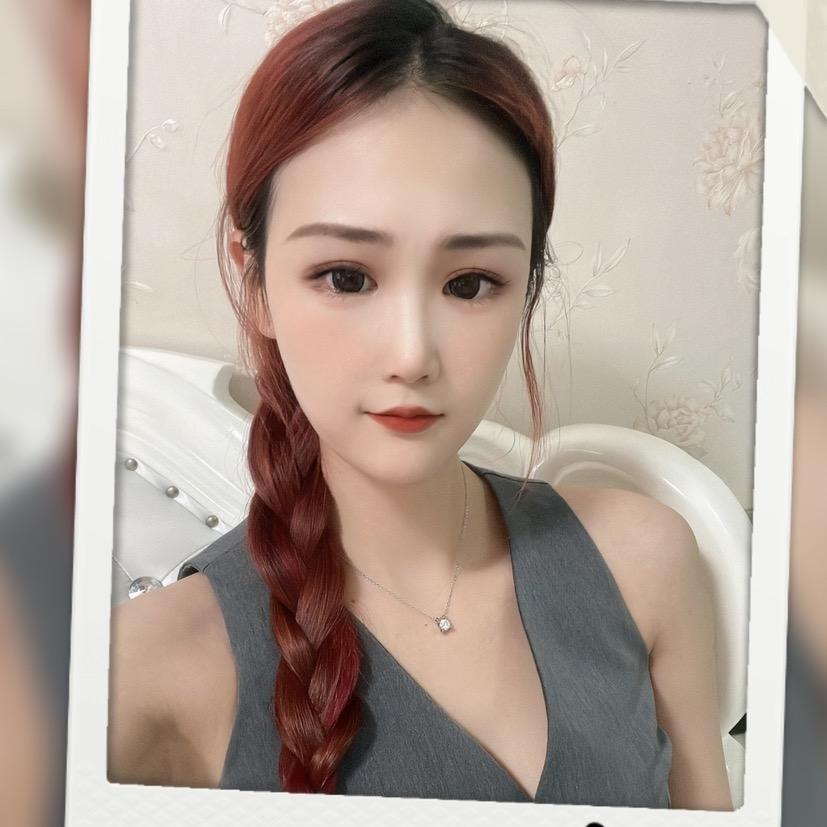 莹莹