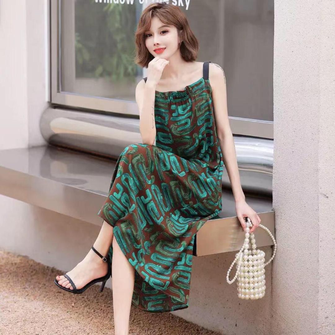 Clover时尚休闲女装