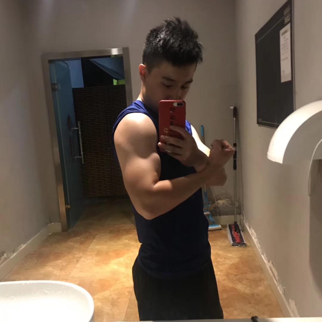 小强爱聊球