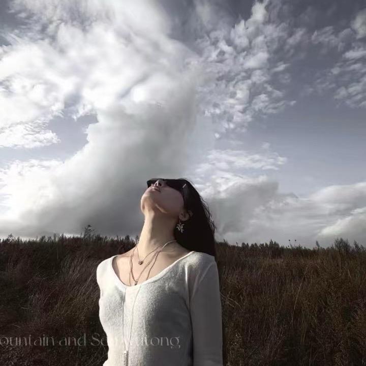 梦琪₍ᐢ..ᐢ₎ ༘♡