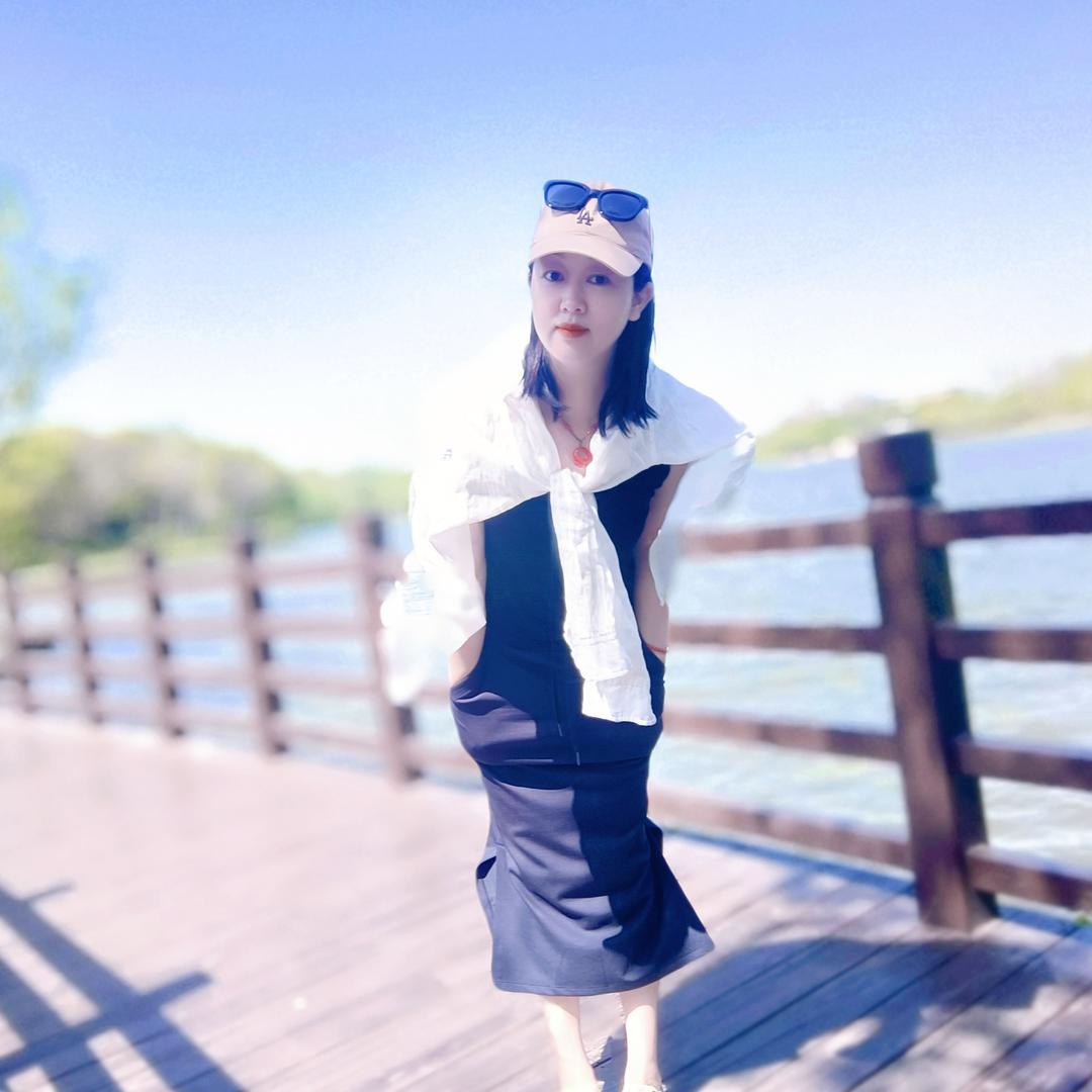 乐朵艺柠美妆