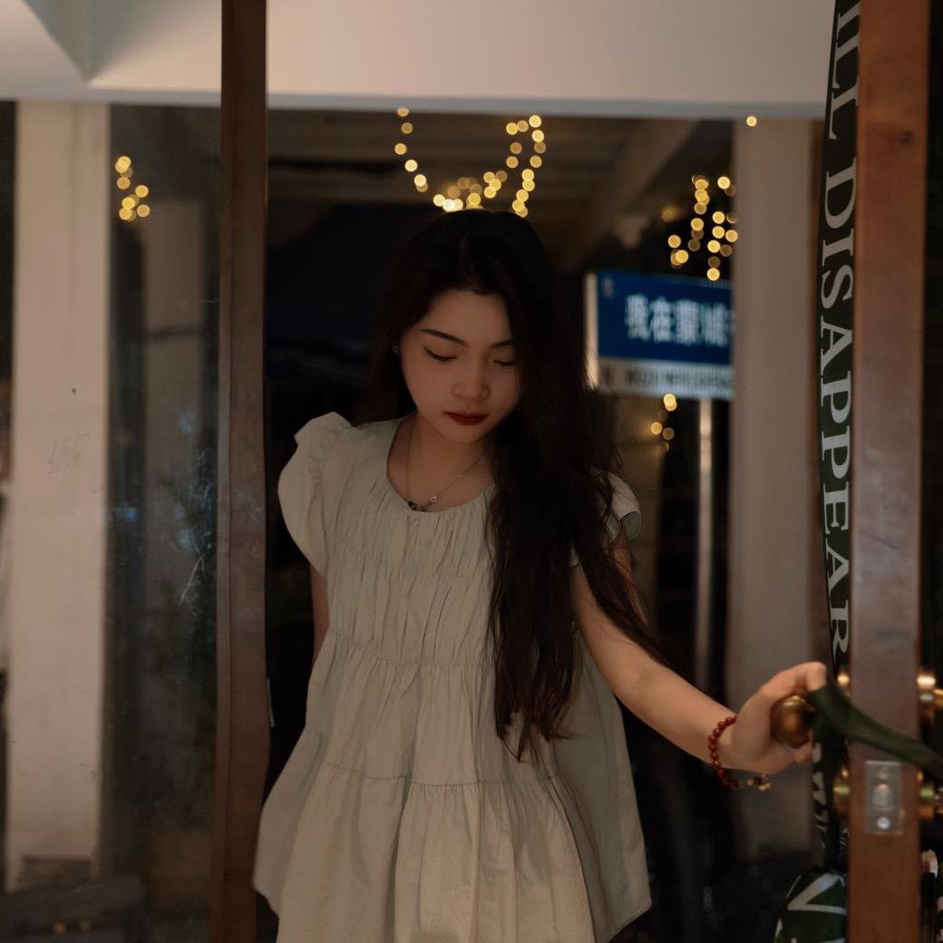 红黄蓝琪琪老师